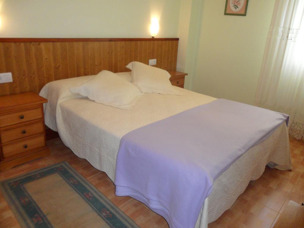 Hostal Alce Hotel นีกรัน ภายนอก รูปภาพ