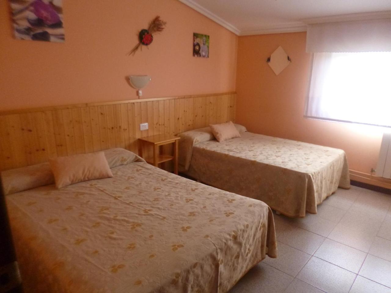Hostal Alce Hotel นีกรัน ภายนอก รูปภาพ